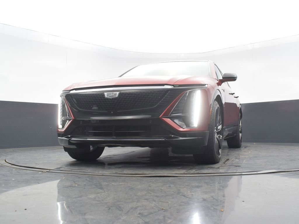 Certified 2024 Cadillac Lyriq Sport w/ Nappa Leather Package image 44