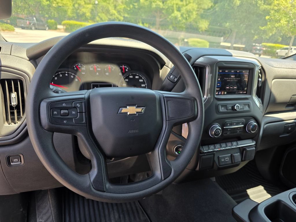 Used 2025 Chevrolet Silverado 1500 Custom AWD/4WD image 14