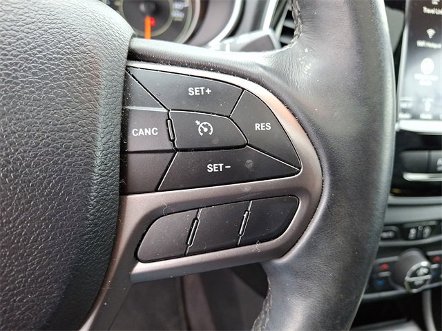 Used 2019 Jeep Cherokee Limited image 23