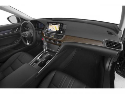 Used 2018 Honda Accord Touring image 17