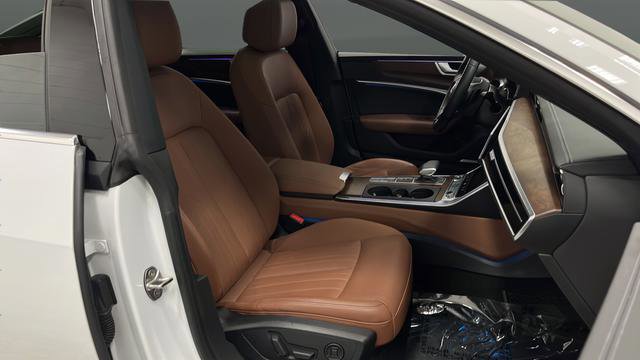 Used 2021 Audi A7 e Premium Plus w/ Executive Package image 25