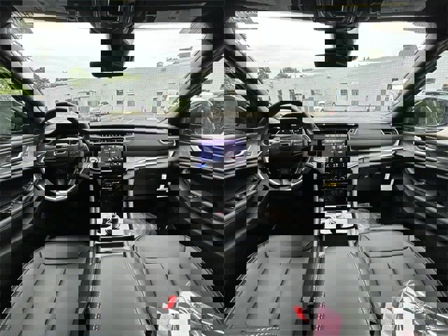 New 2025 Jeep Grand Cherokee L Limited image 12