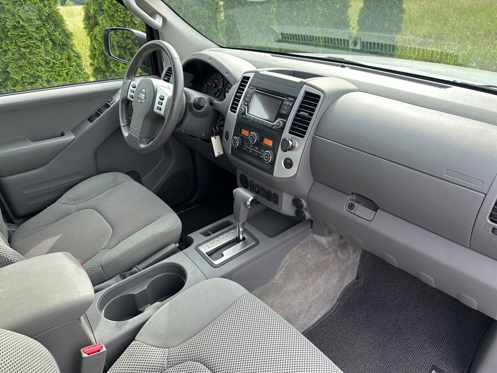 Used 2016 Nissan Frontier SV w/ SV Value Truck Package RWD image 28