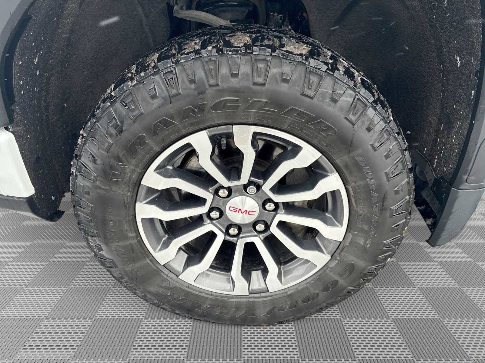 Certified 2022 GMC Sierra 1500 AT4 w/ Technology Package image 39