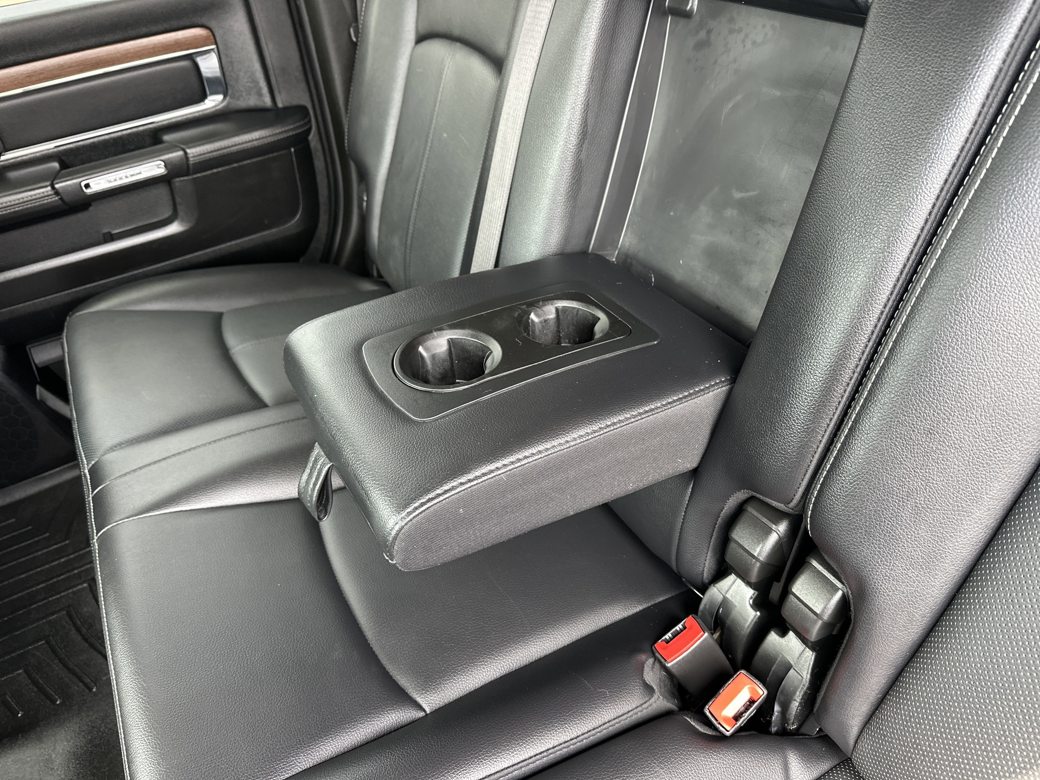 Used 2018 RAM 2500 Laramie w/ Convenience Group image 13