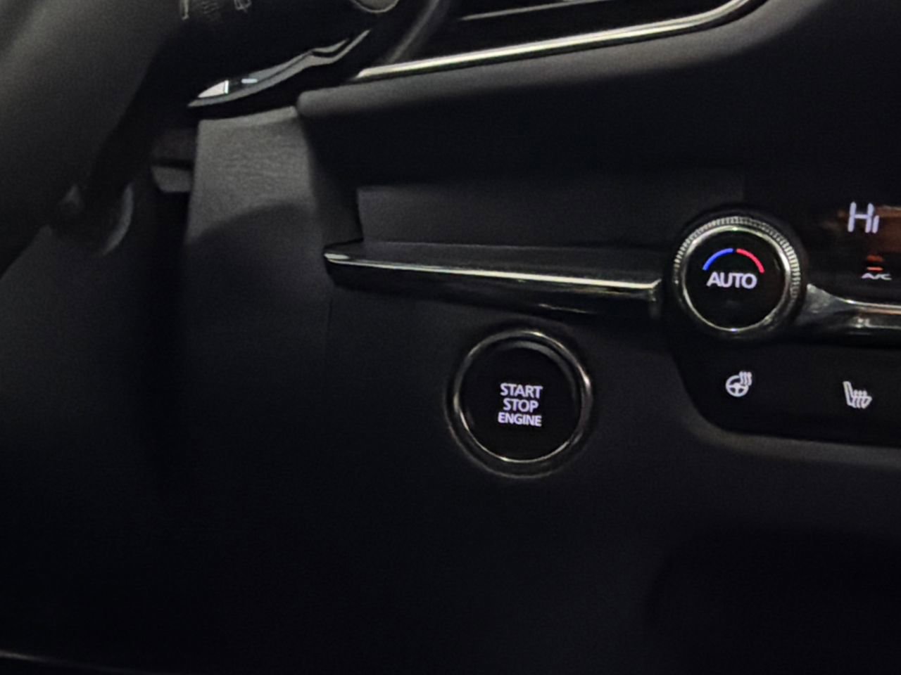 Certified 2025 MAZDA CX-30 2.5 Turbo w/ Premium Package image 29