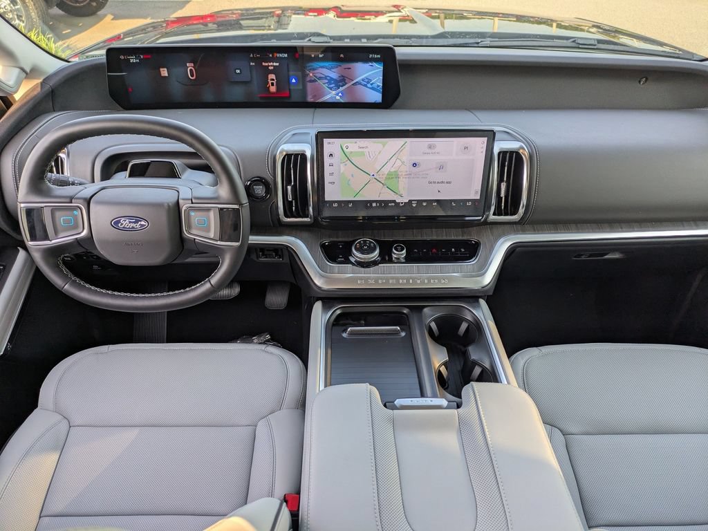 New 2026 Ford Expedition Platinum w/ Platinum Ultimate Package AWD/4WD image 18