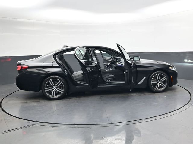 Used 2022 BMW 530i xDrive w/ Convenience Package image 39