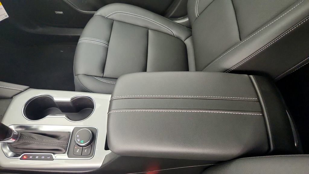 New 2025 Chevrolet Blazer LT w/ Sound & Technology Package image 21
