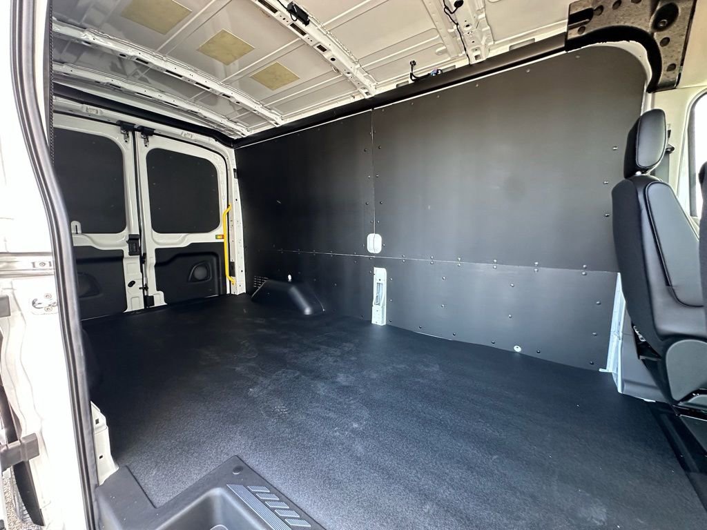 New 2026 Ford Transit 350 148 Medium Roof AWD w/ Load Area Protection Package image 21