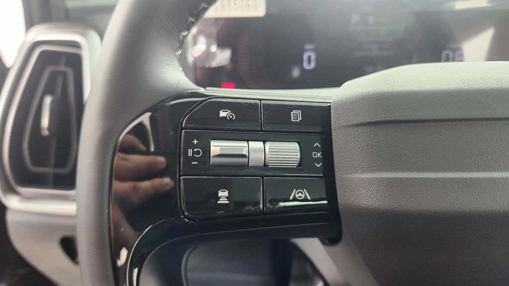 New 2026 Kia Sorento S w/ S Panoramic Sunroof Package FWD image 24