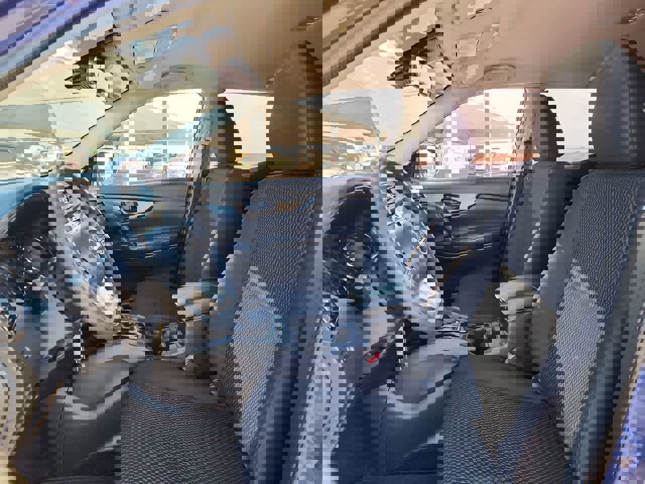 Used 2022 Nissan Rogue Sport S image 15