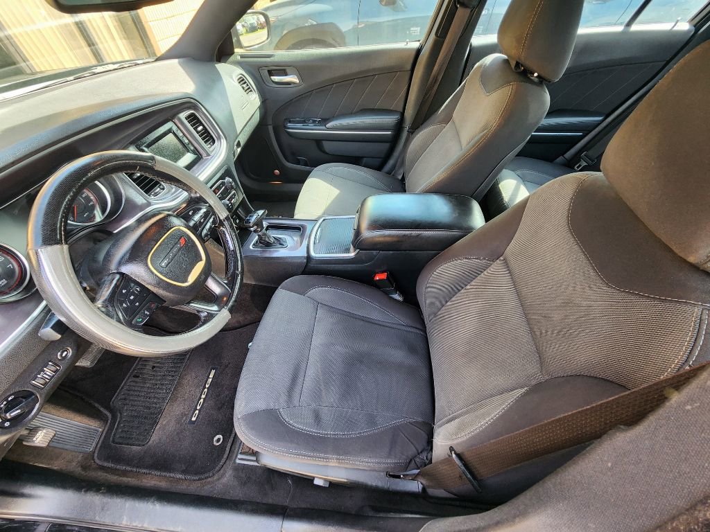 Used 2015 Dodge Charger SE w/ Popular Equipment Group image 7