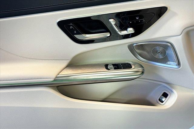 New 2026 Mercedes-Benz CLE 300 4MATIC Coupe image 16