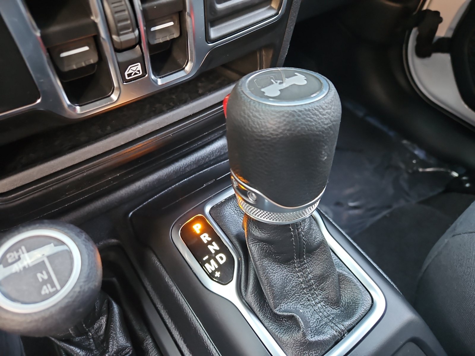 Used 2021 Jeep Wrangler Unlimited Sport AWD/4WD image 22