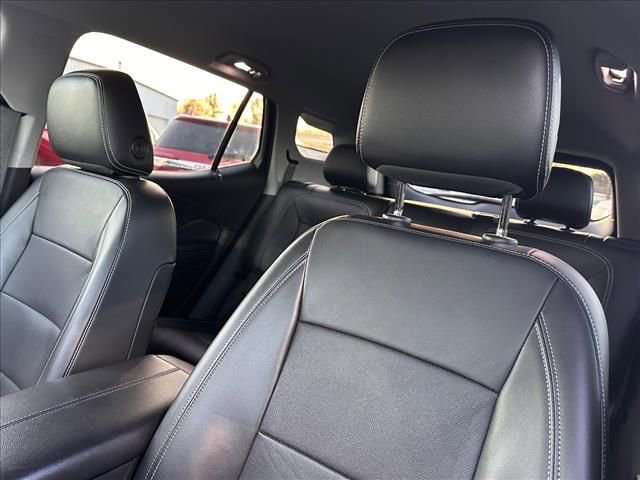 Certified 2022 GMC Terrain SLT image 23