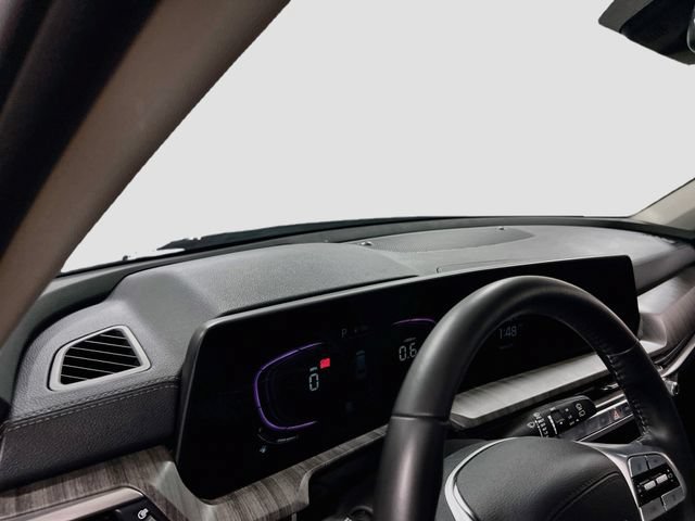 Certified 2024 Kia Telluride EX w/ EX Captain's Chair Package FWD image 9