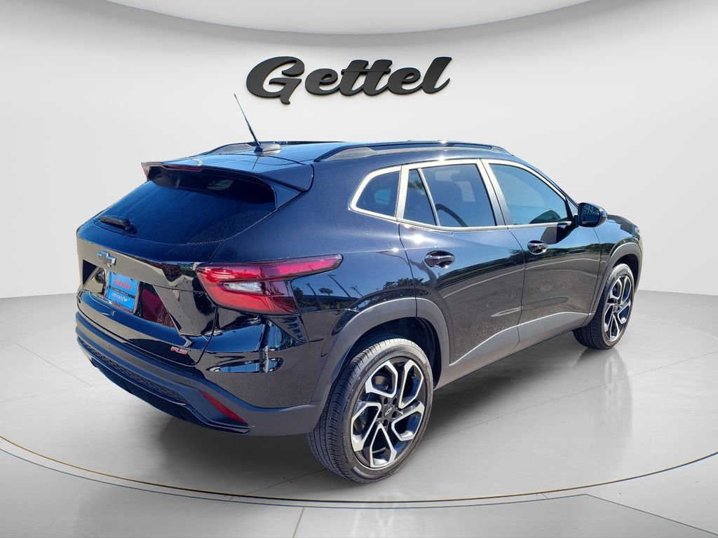 Used 2024 Chevrolet Trax RS w/ Driver Confidence Package image 12