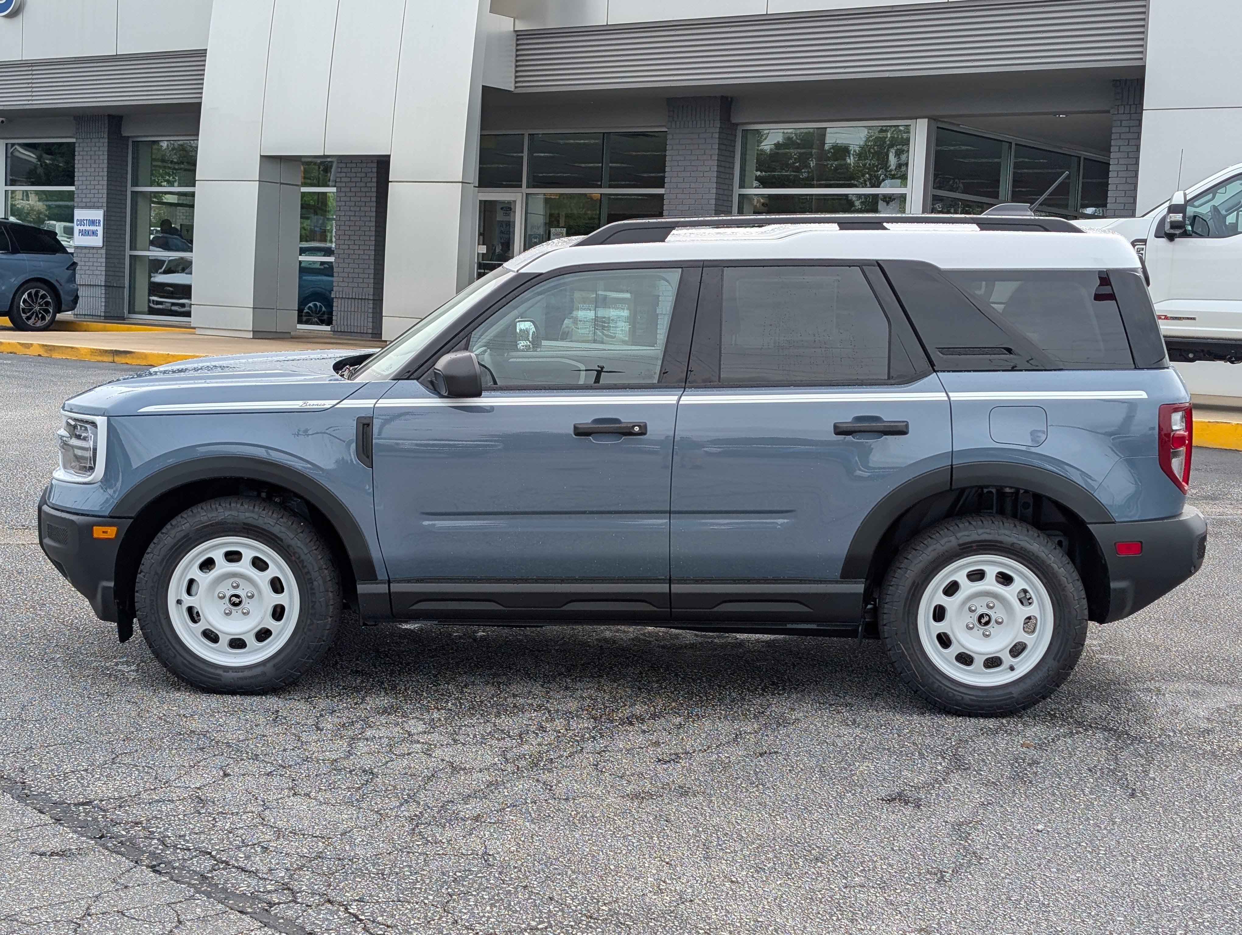 New 2026 Ford Bronco Sport Heritage w/ Convenience Package AWD/4WD image 14