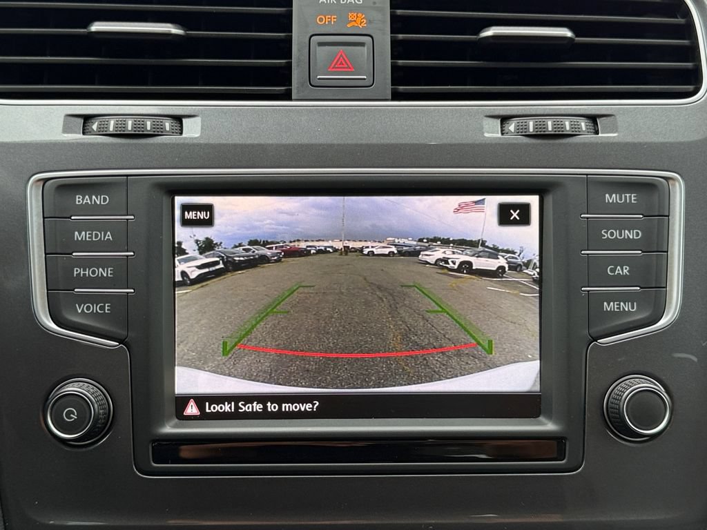 Used 2017 Volkswagen Golf Alltrack SE AWD/4WD image 15
