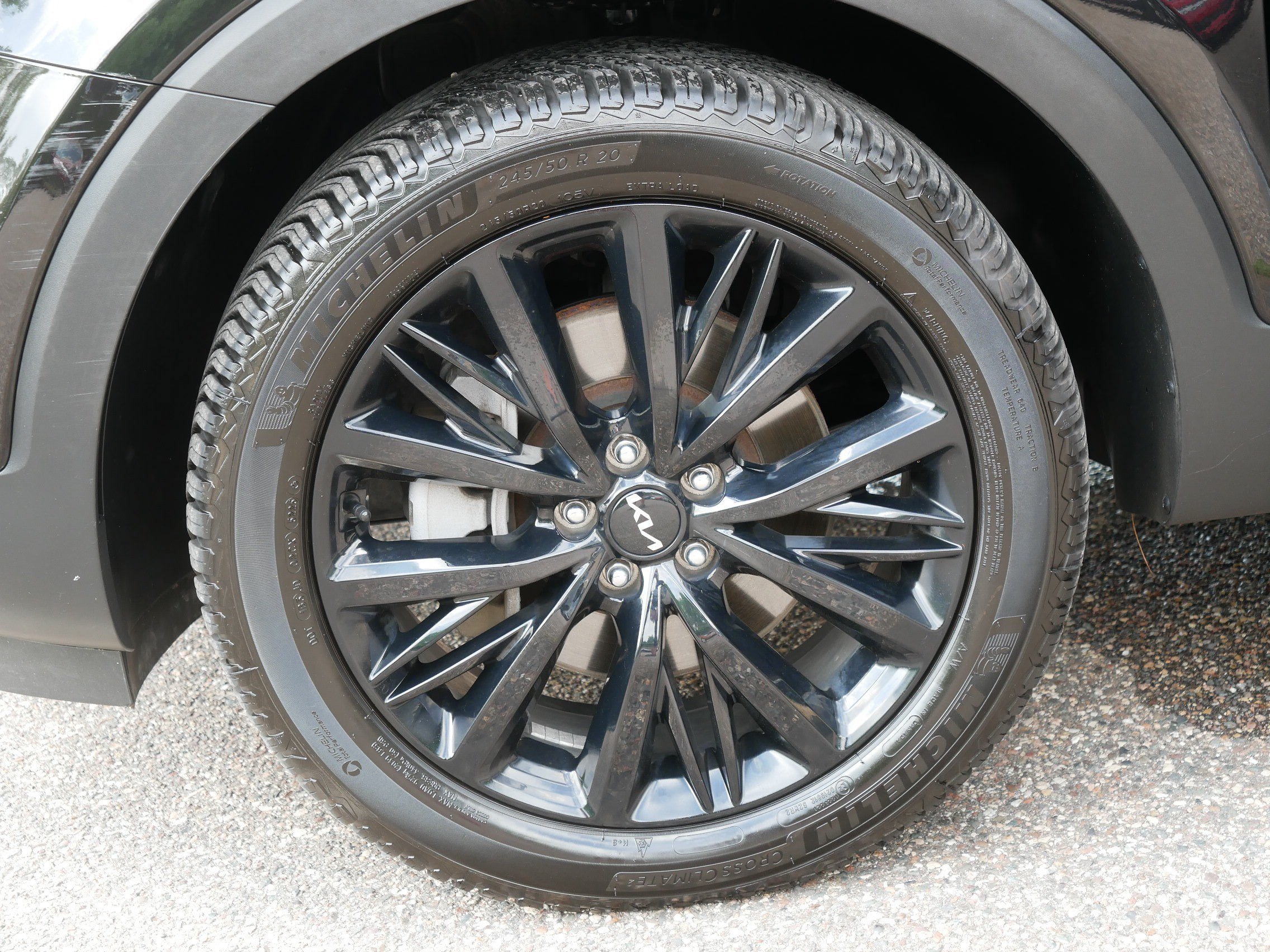 Certified 2022 Kia Telluride SX w/ SX Prestige Package AWD/4WD image 15