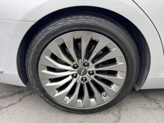 Used 2018 Genesis G90 5.0 Ultimate RWD image 47