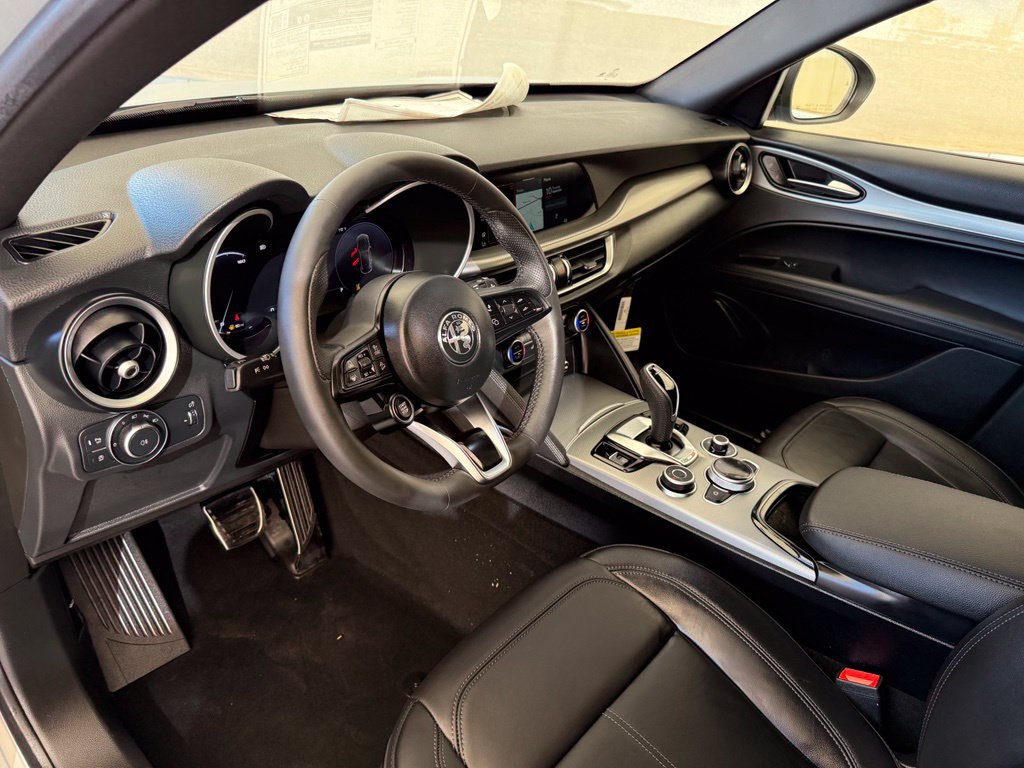 New 2026 Alfa Romeo Stelvio Sprint w/ Convenience Package AWD/4WD image 30