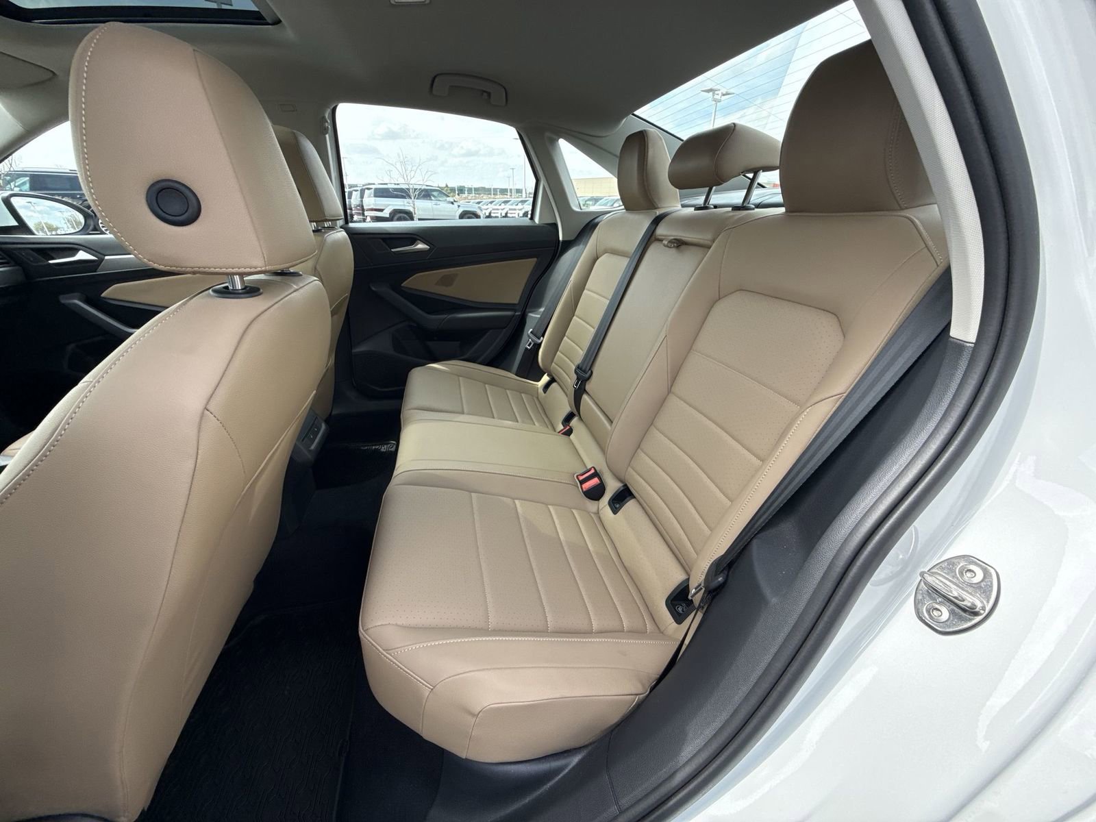 Used 2021 Volkswagen Jetta SE image 22