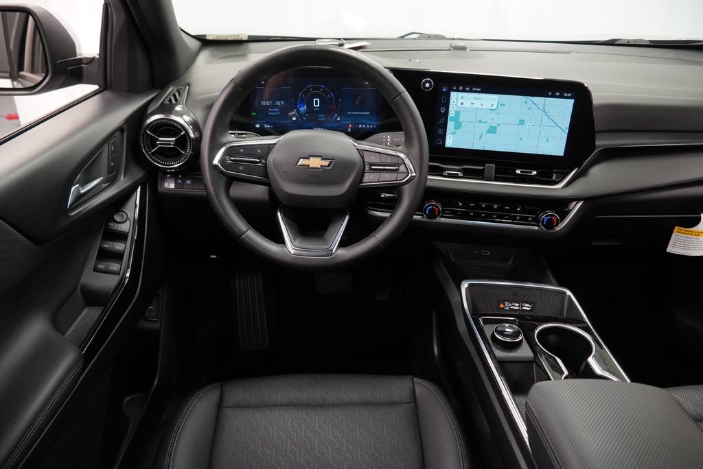 Used 2026 Chevrolet Equinox LT w/ Convenience Package II FWD image 24