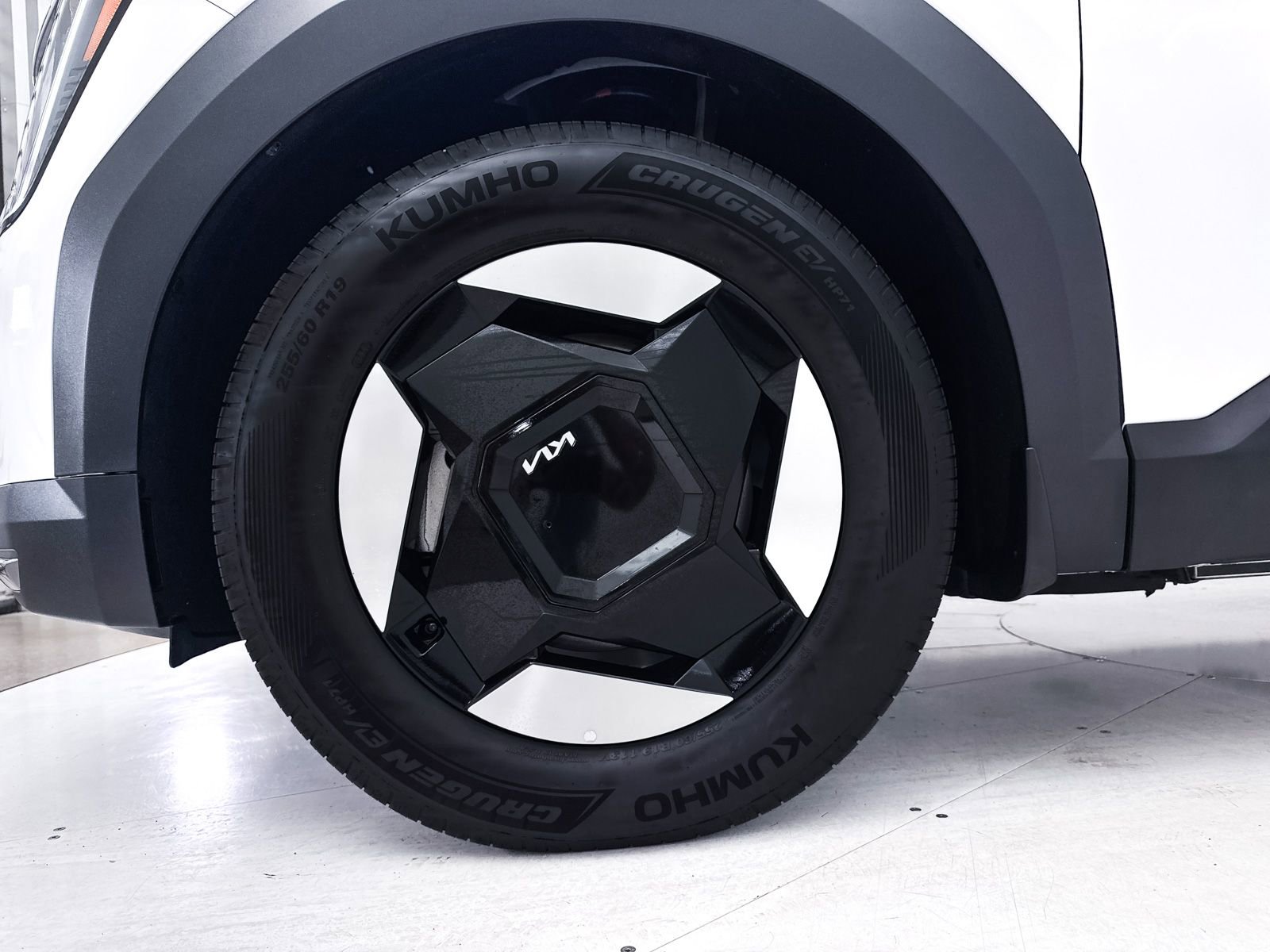 Used 2025 Kia EV9 Wind image 17