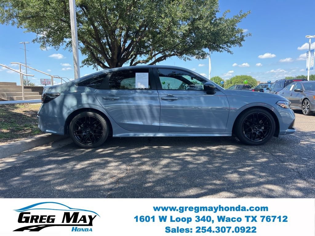 Used 2023 Honda Civic Sport image 8