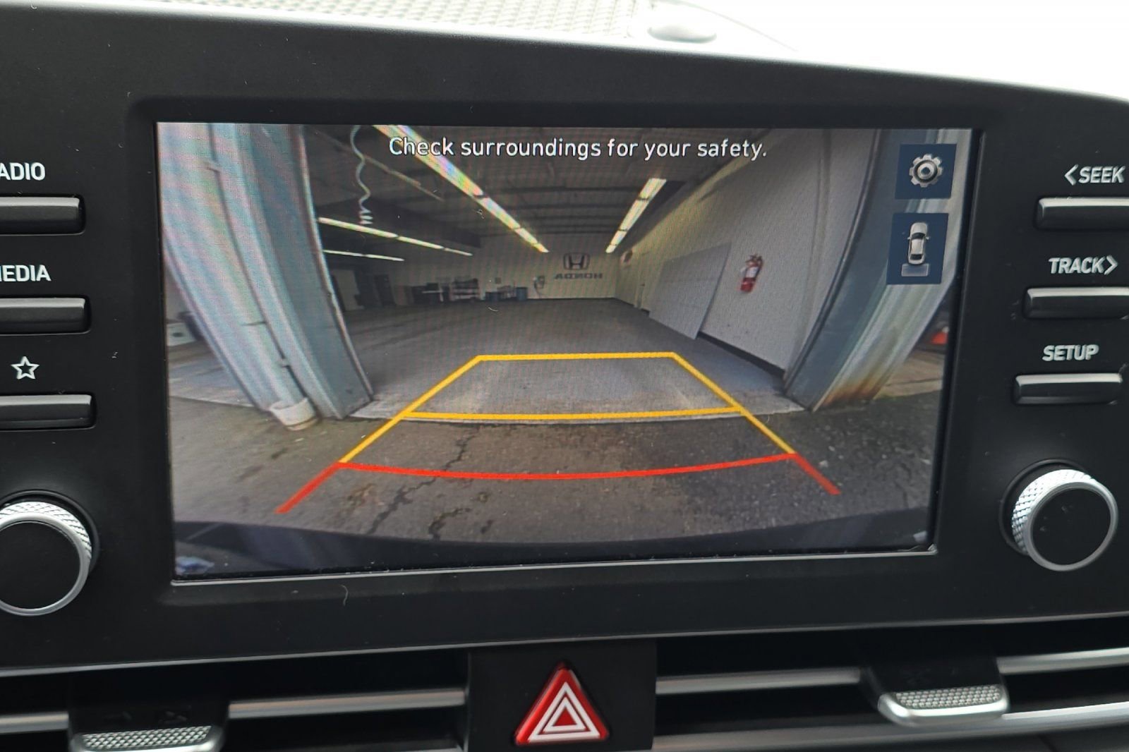 Used 2023 Hyundai Elantra Blue image 17