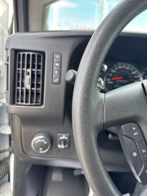 Used 2024 Chevrolet Express 2500 w/ Driver Convenience Package RWD image 31