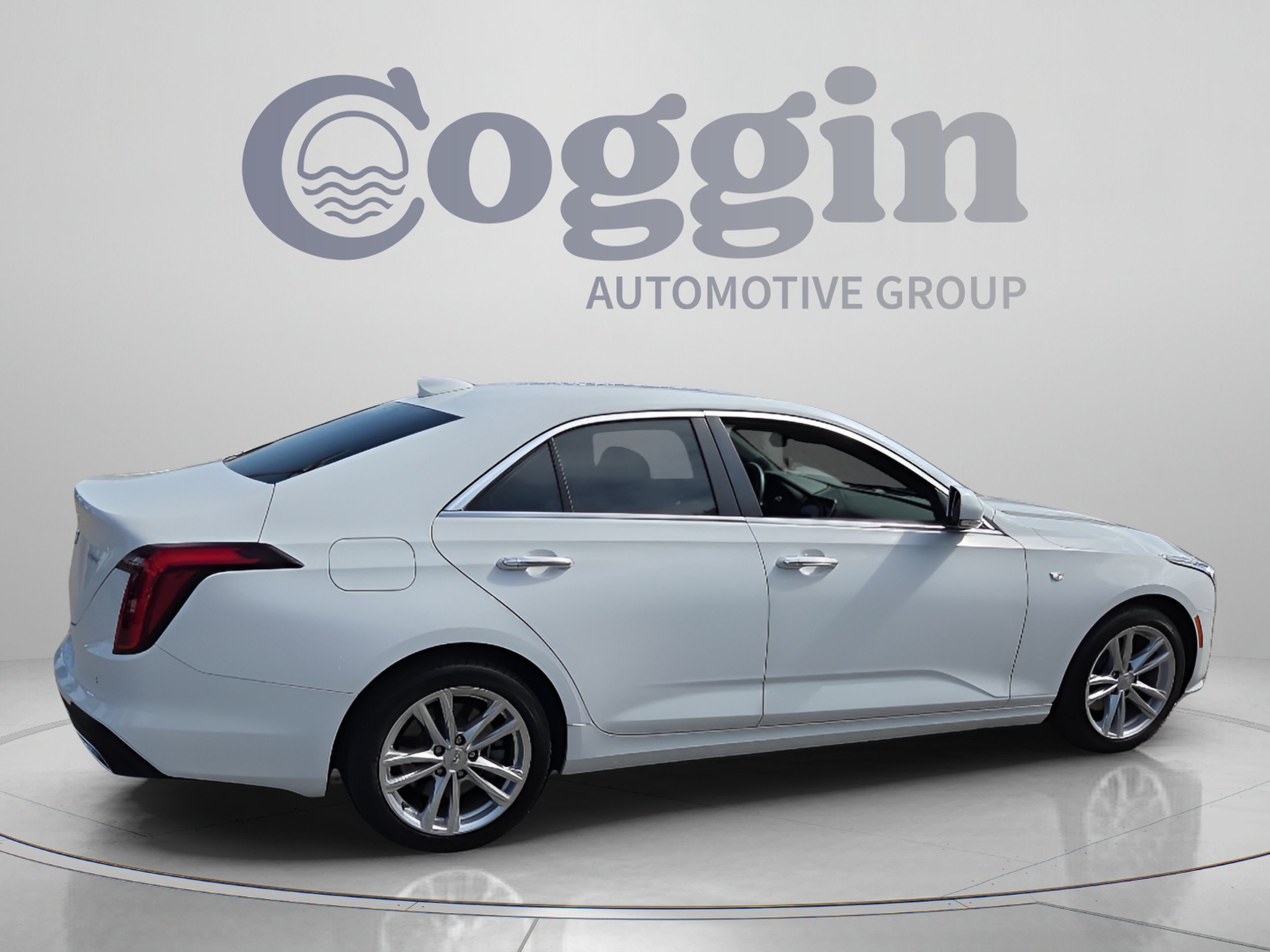 Certified 2025 Cadillac CT4 Luxury RWD image 5