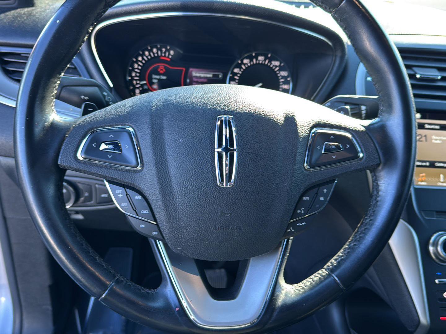 Used 2017 Lincoln MKC Select w/ Select Plus Package image 17