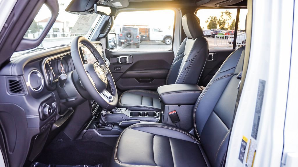 New 2025 Jeep Wrangler Sahara image 19