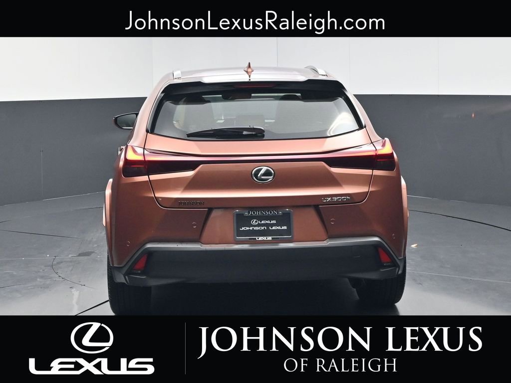 New 2026 Lexus UX 300h FWD image 8