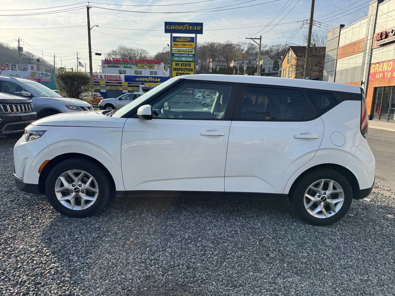 Used 2024 Kia Soul LX w/ Option Group 015 image 8