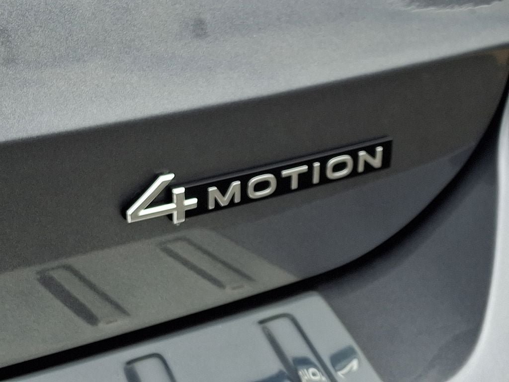 Used 2025 Volkswagen Taos S AWD/4WD image 30
