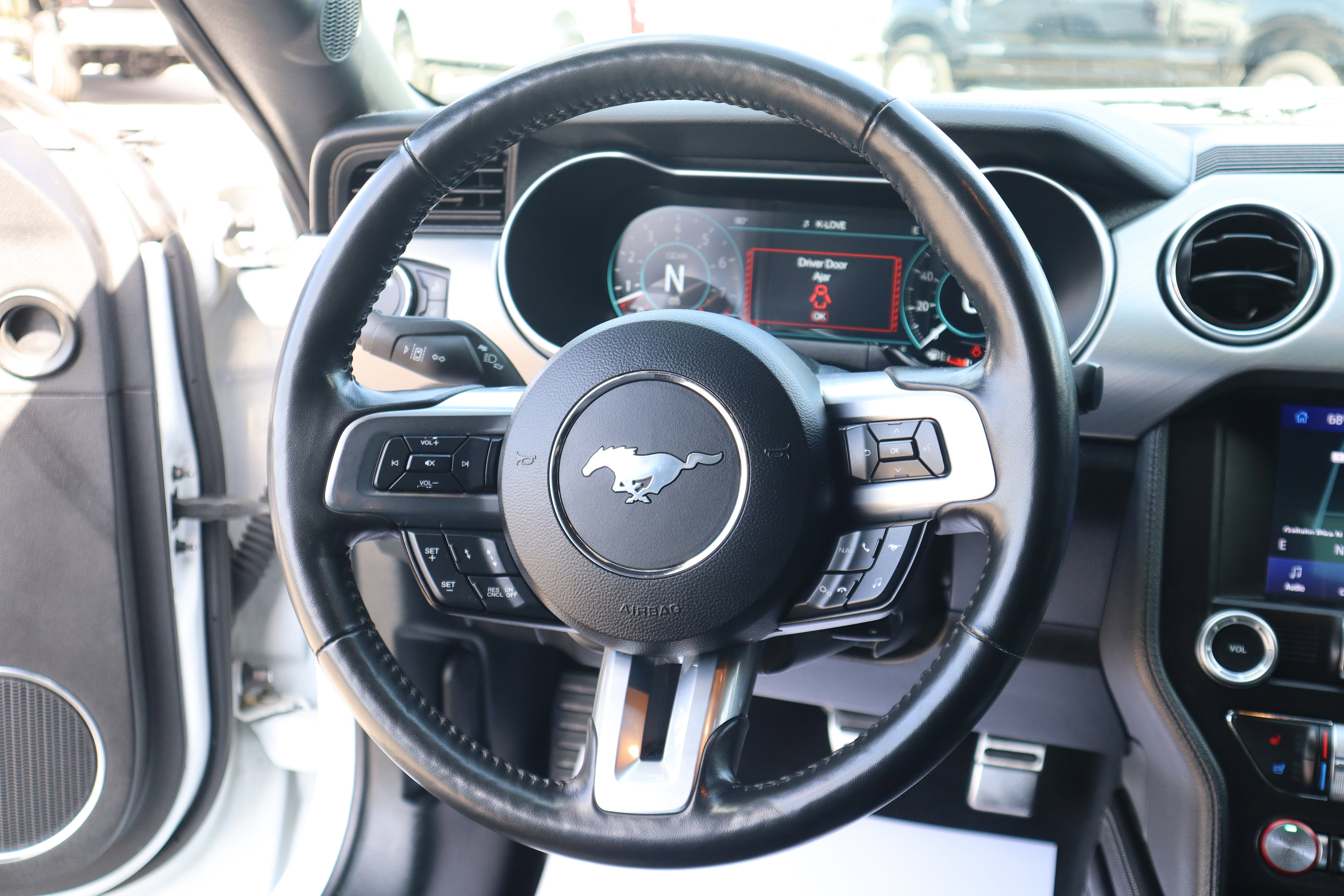 Used 2022 Ford Mustang GT Premium w/ Equipment Group 401A RWD image 14