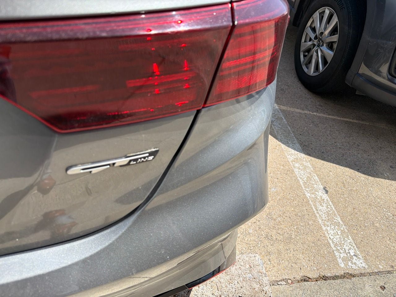 Used 2022 Kia Forte GT-Line w/ GT-Line Technology Package FWD image 12