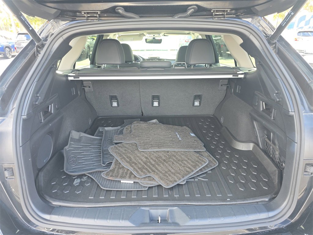 Used 2023 Subaru Outback Limited image 8