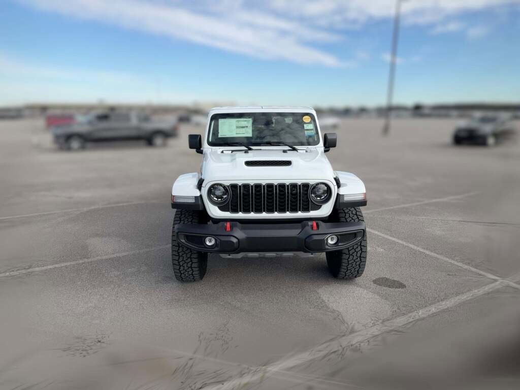 New 2026 Jeep Gladiator Mojave image 2
