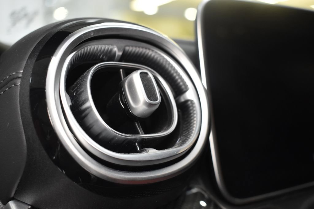 Certified 2023 Mercedes-Benz C 43 AMG 4MATIC Sedan image 34