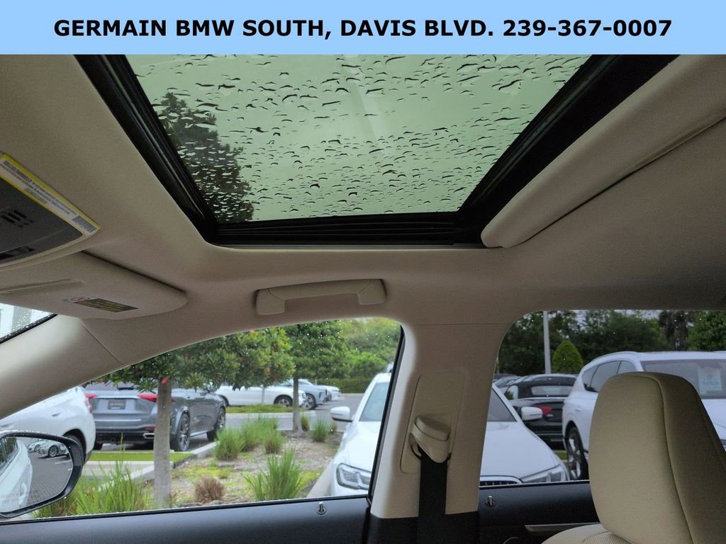 Used 2022 Lexus RX 350L Premium w/ Premium Package image 21