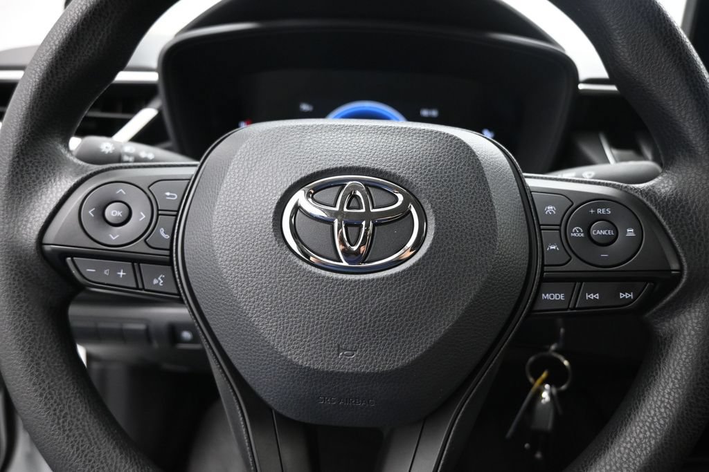 Used 2026 Toyota Corolla LE w/ Carpet Mat Package (TMS) FWD image 11