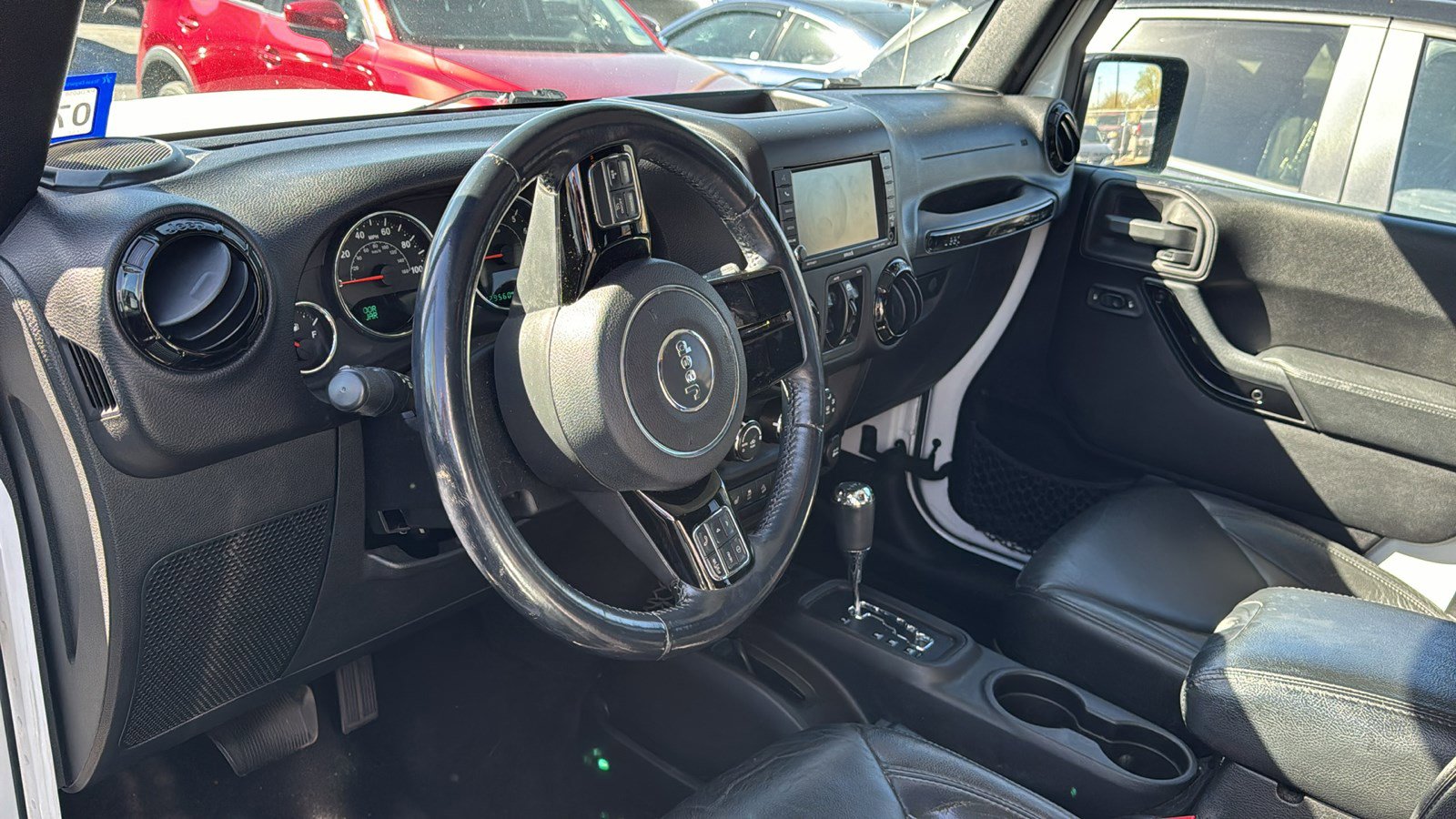 Used 2015 Jeep Wrangler Unlimited Sahara image 4