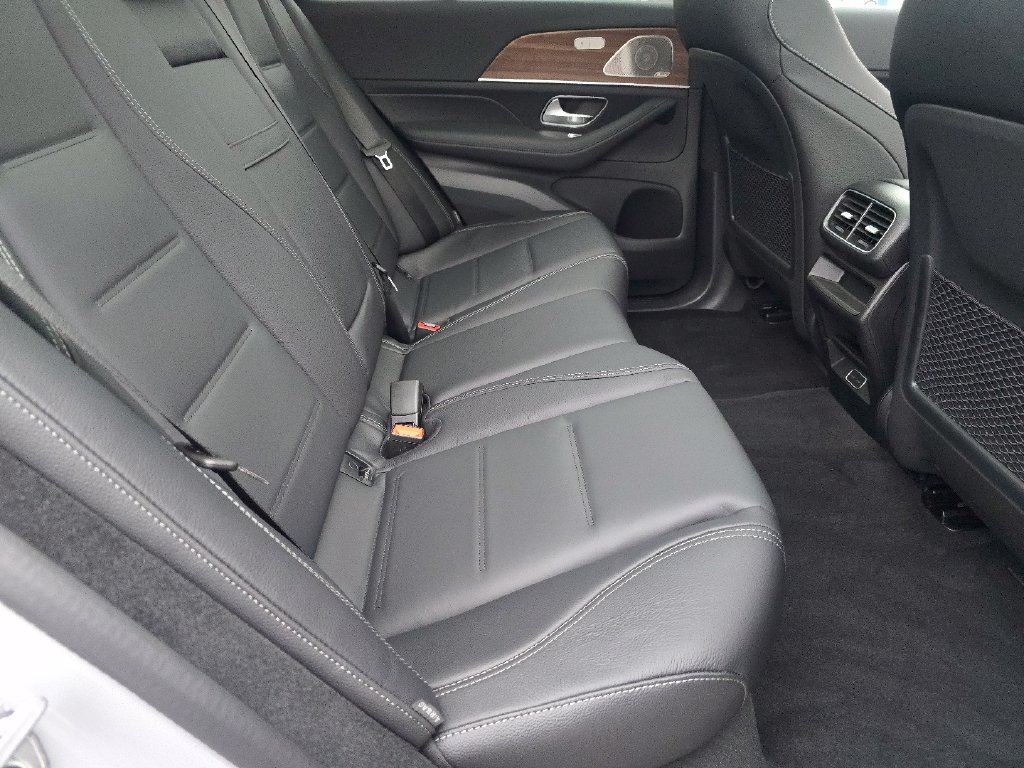 New 2026 Mercedes-Benz GLE 580 4MATIC image 17