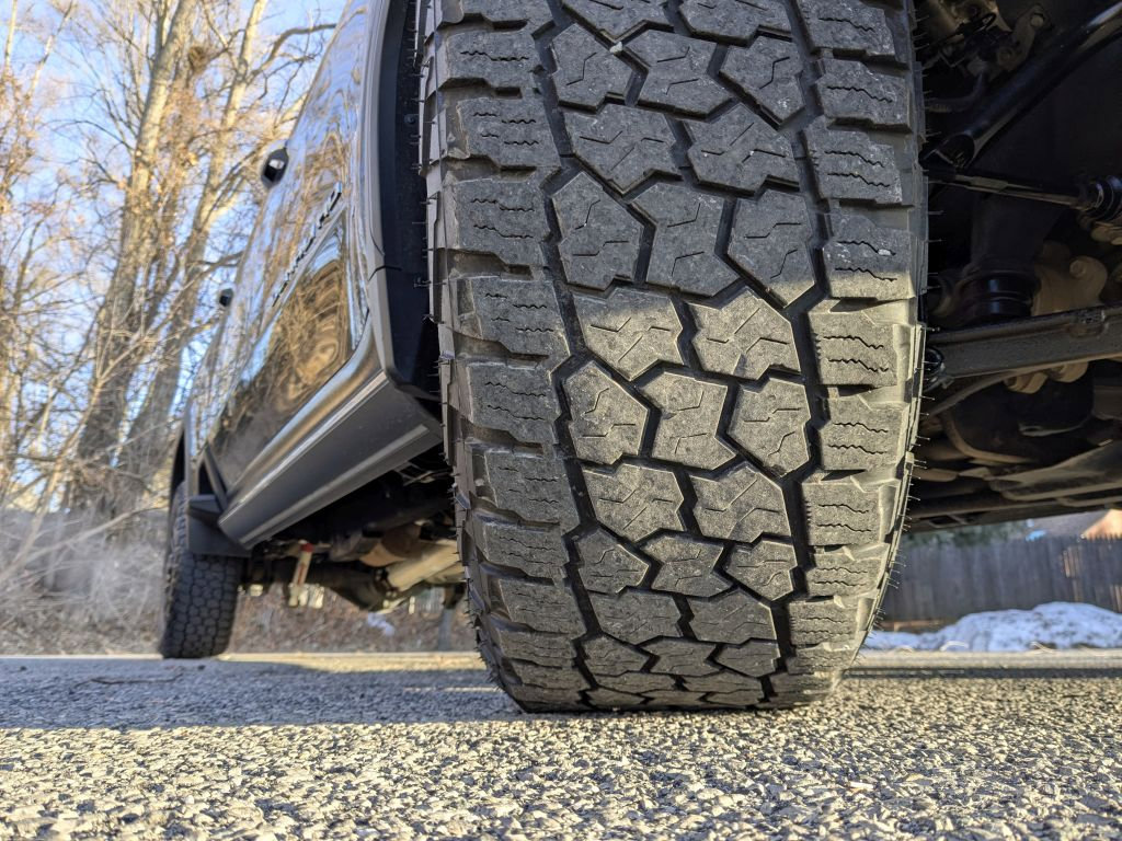 Certified 2022 GMC Sierra 3500 Denali w/ Denali Black Diamond Edition image 37