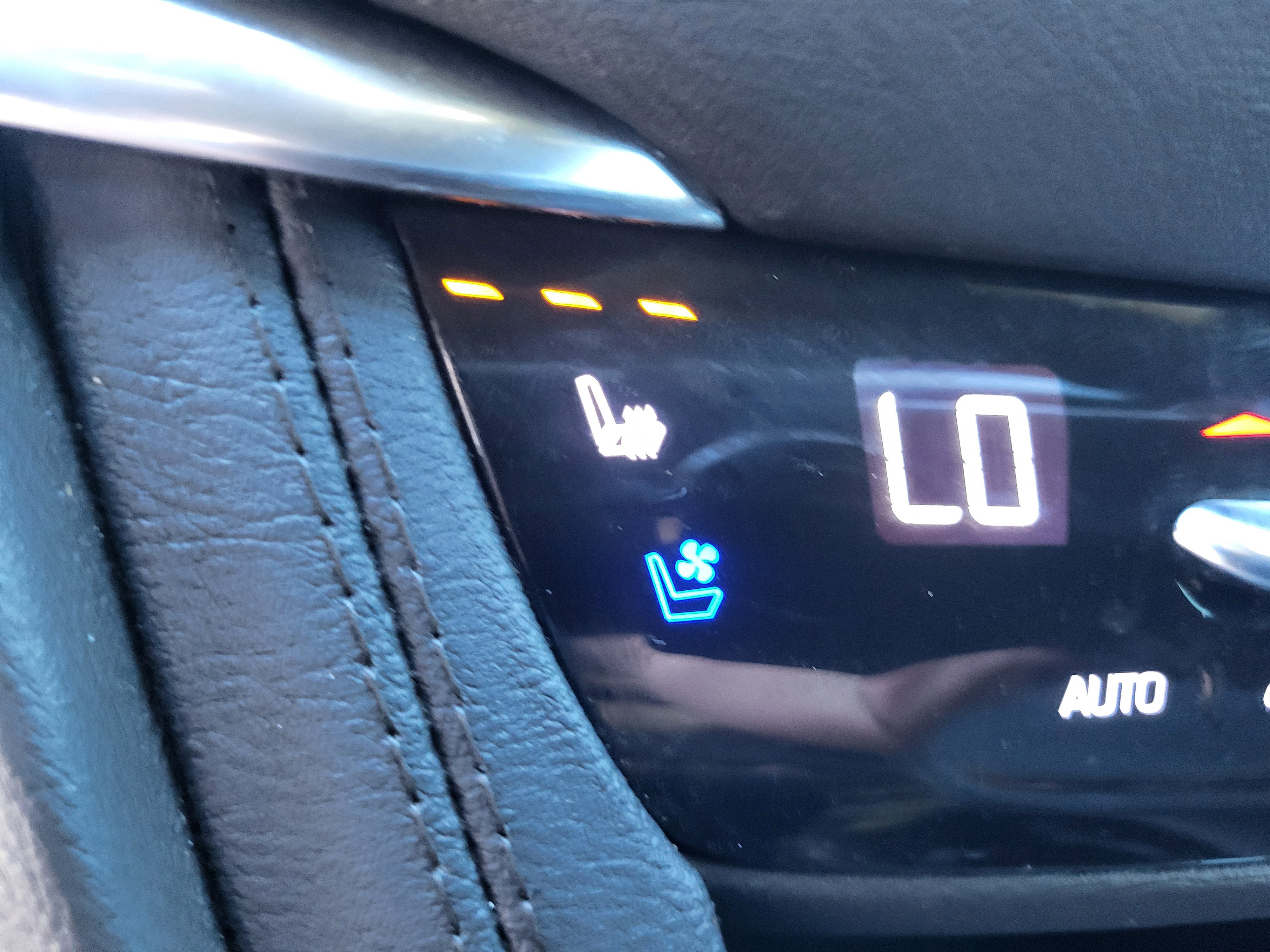 Used 2023 Cadillac XT5 Sportv w/ Technology Package image 27